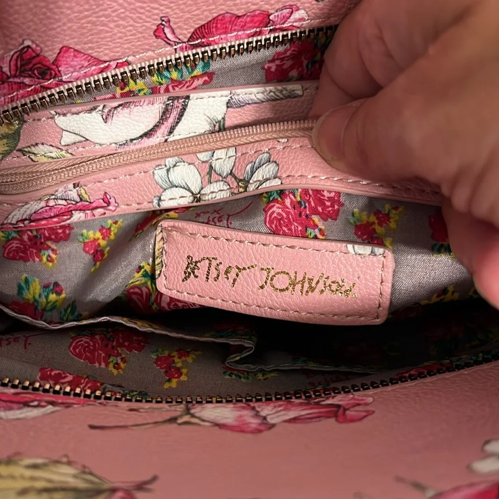 Betsey Johnson betsey johnson